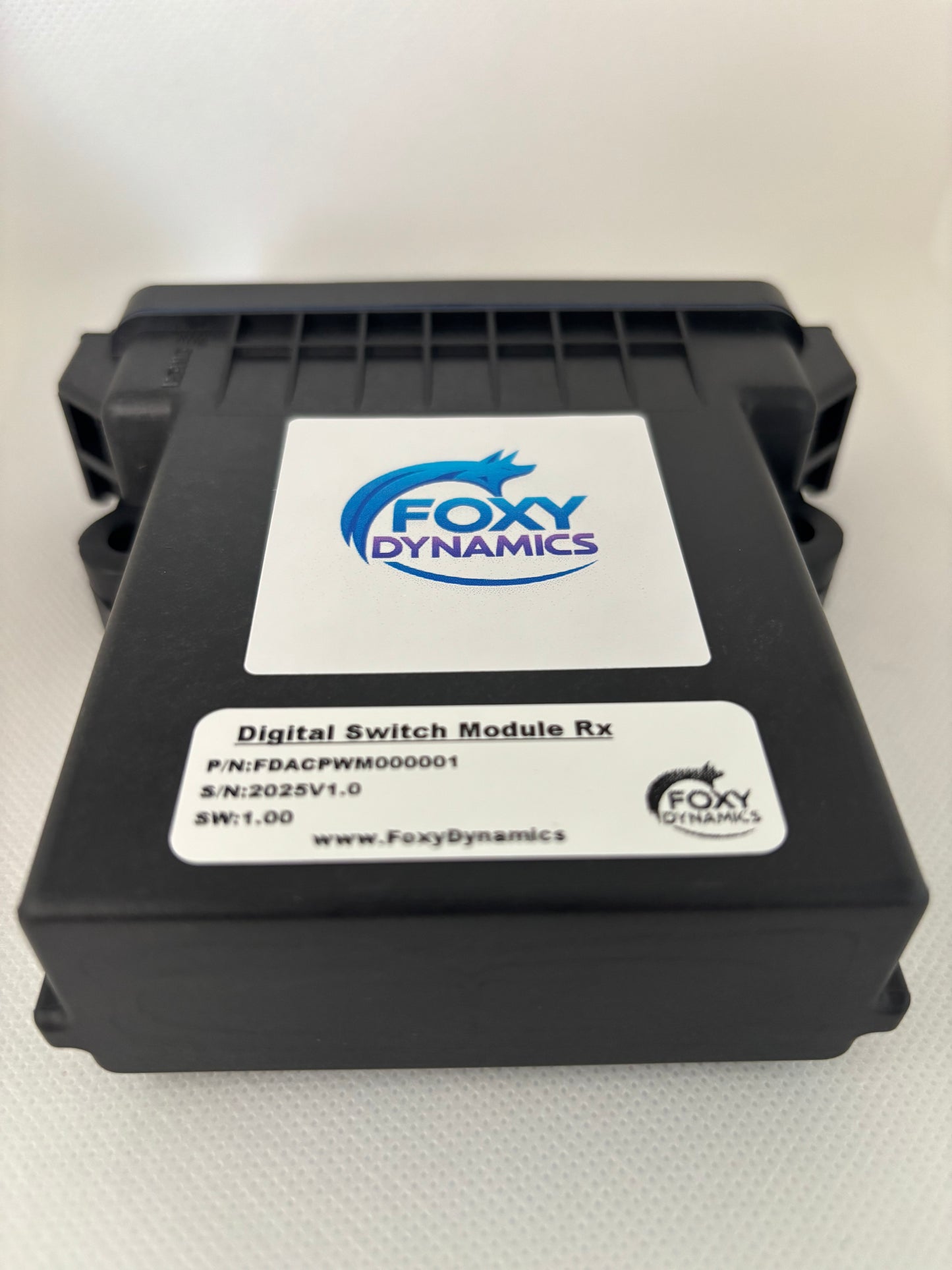 Digital High-Side Switch Rx – CAN / NMEA 2000 Controlled